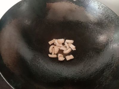 茭白炒肉丝的做法步骤：3